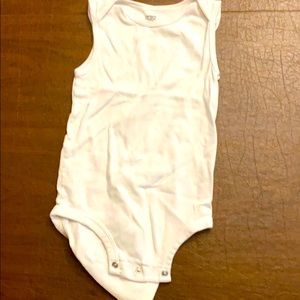 Carter’s onesie 24m